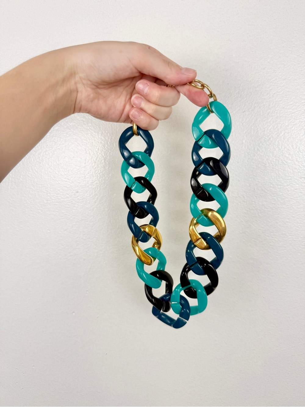 Kate Spade mega chain chunky necklace Resin Links in Teal, Navy, Black and Gold